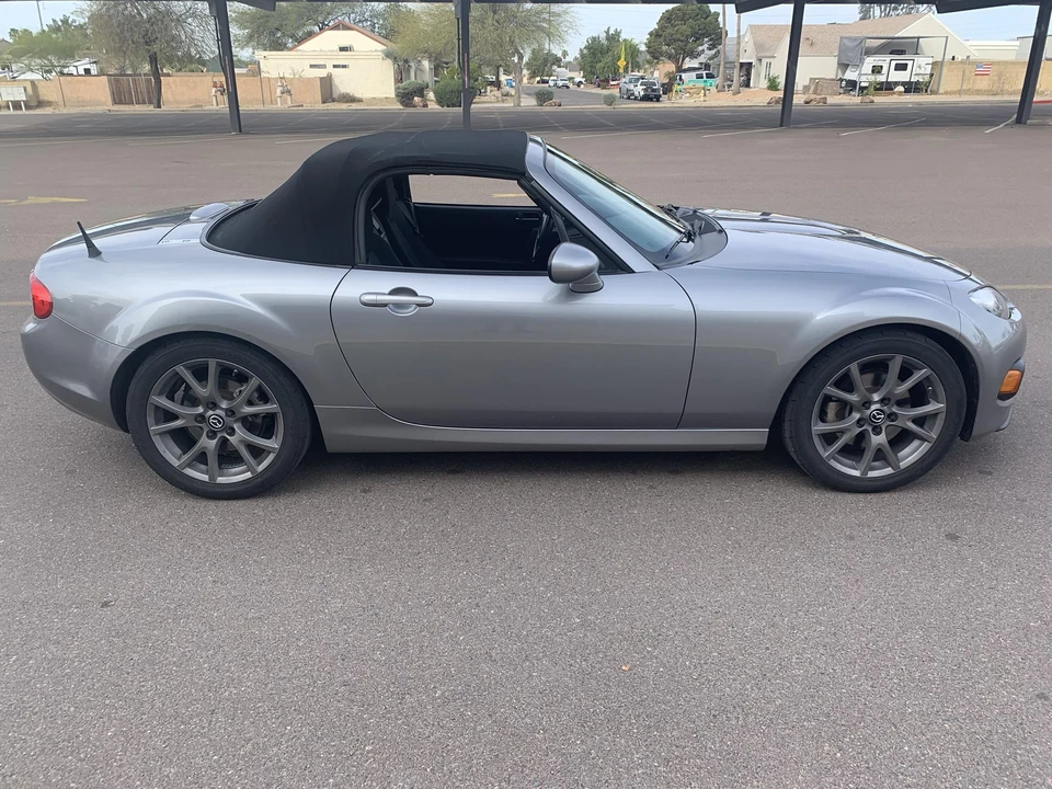 2013 Mazda NC MX-5 Miata - Image 28 of 31