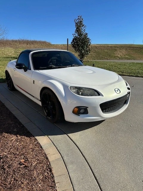 2013 Mazda NC MX-5 Miata - Image 2 of 11