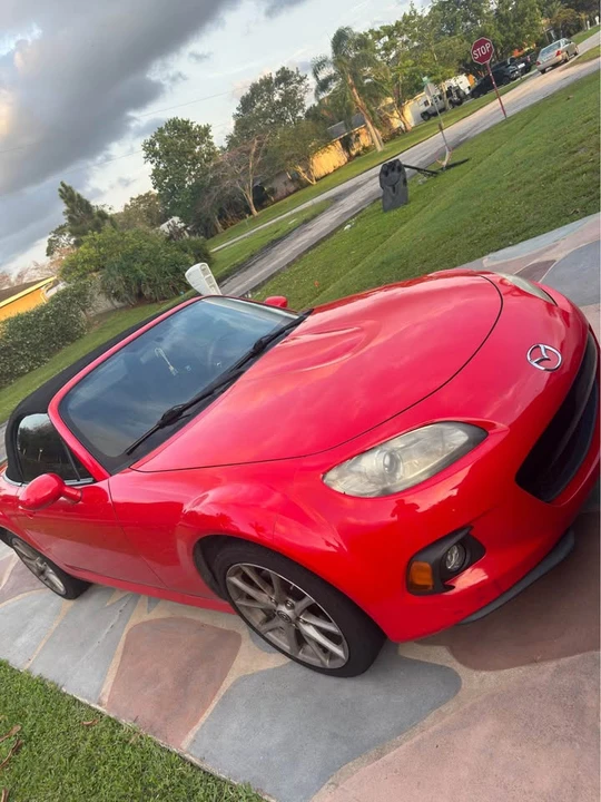 2013 Mazda NC MX-5 Miata - Image 2 of 11