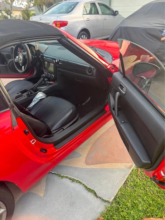 2013 Mazda NC MX-5 Miata - Image 6 of 11