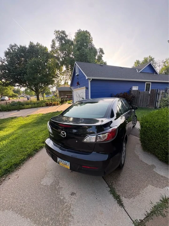 2013 Mazda Mazda 3 2nd Gen - Image 3 of 10