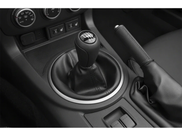 2013 Mazda NC MX-5 Miata - Image 8 of 13