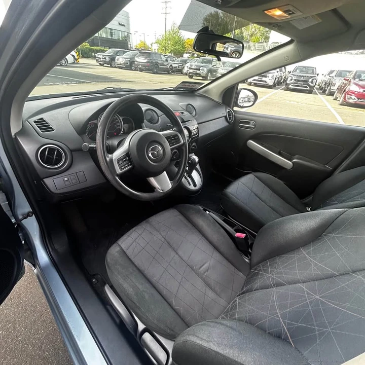 2013 Mazda Mazda 2 2nd Gen - Image 8 of 15