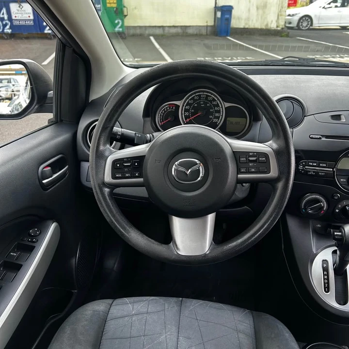 2013 Mazda Mazda 2 2nd Gen - Image 11 of 15
