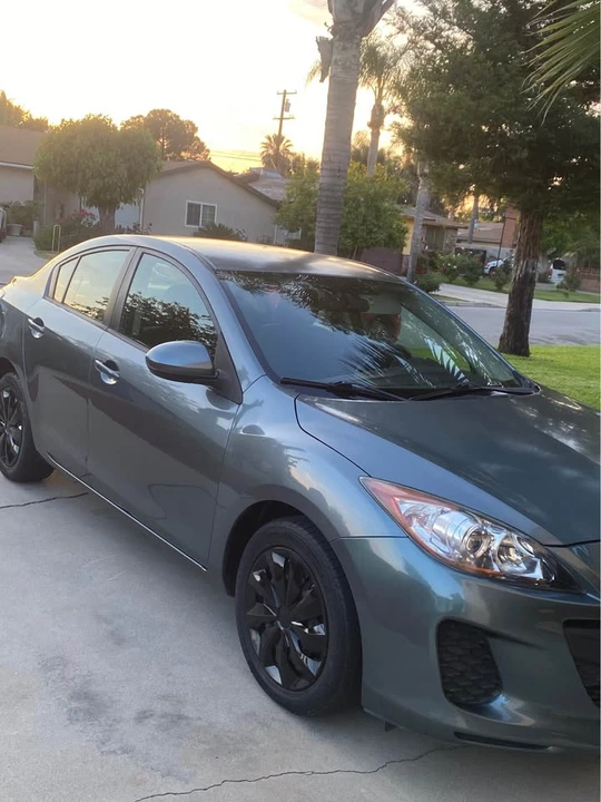 2013 Mazda Mazda 3 2nd Gen - Image 2 of 6