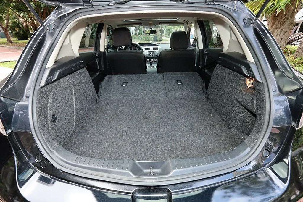 2013 Mazda Mazda 3 2nd Gen - Image 11 of 12