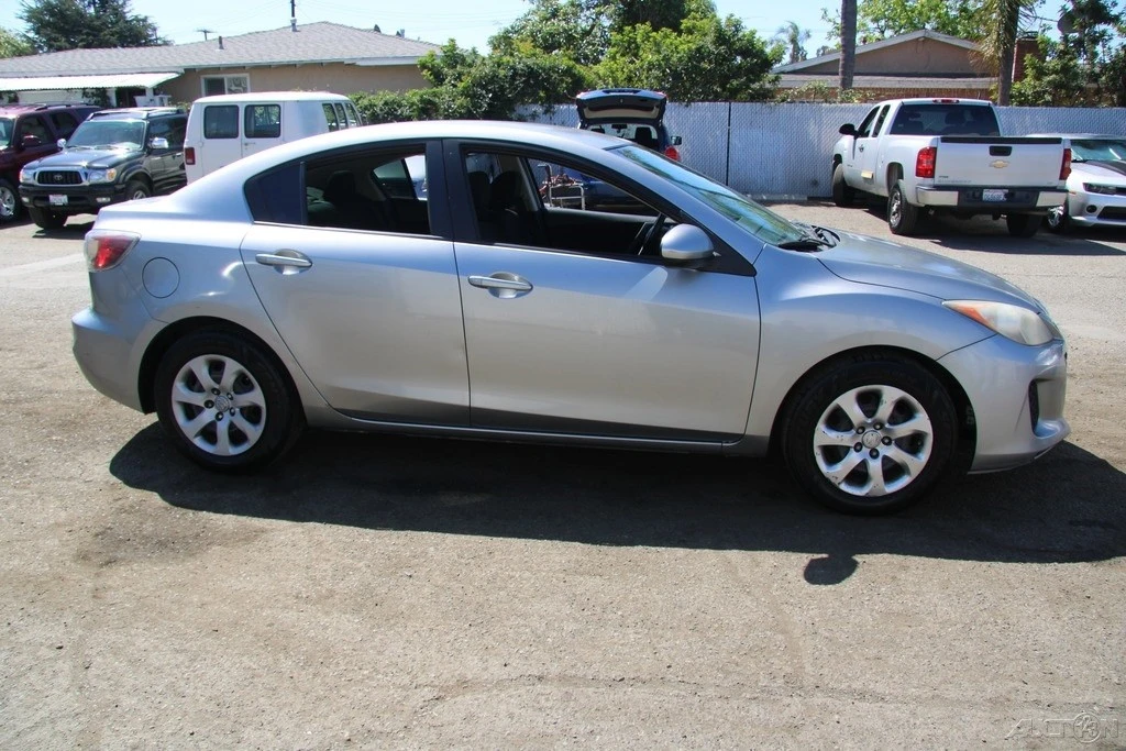 2013 Mazda Mazda 3 2nd Gen - Image 9 of 21