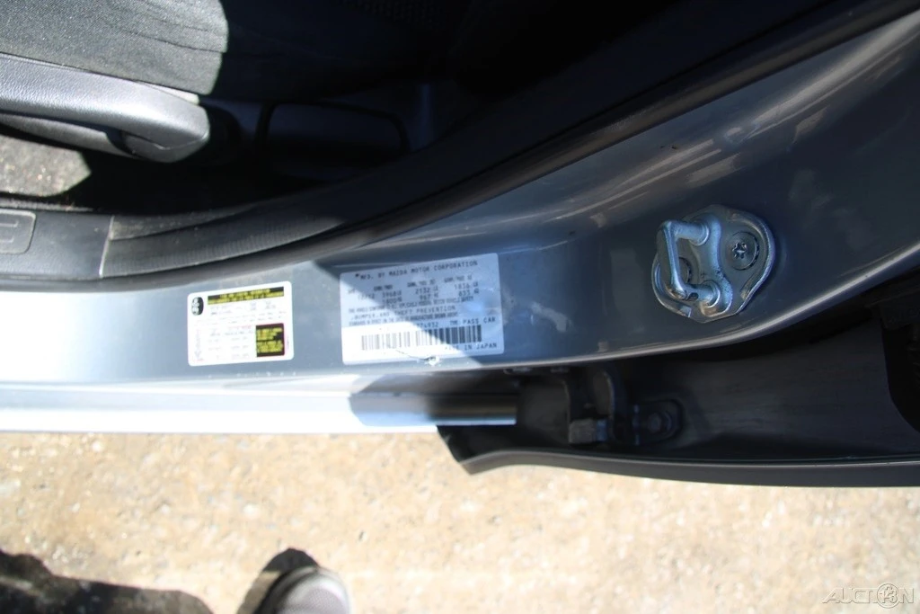 2013 Mazda Mazda 3 2nd Gen - Image 12 of 21