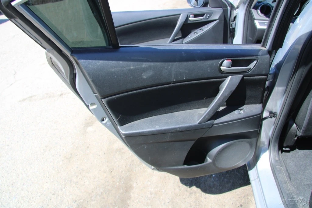 2013 Mazda Mazda 3 2nd Gen - Image 20 of 21