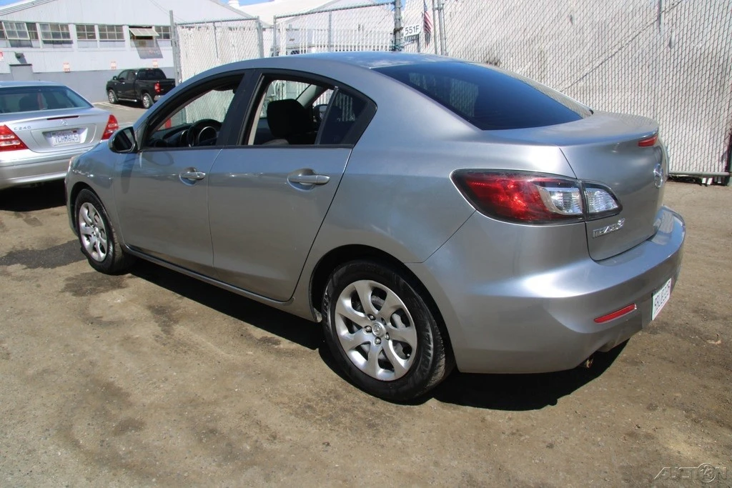 2013 Mazda Mazda 3 2nd Gen - Image 5 of 21