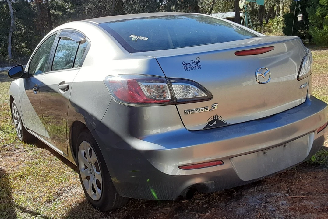 2013 Mazda Mazda 3 2nd Gen - Image 5 of 12