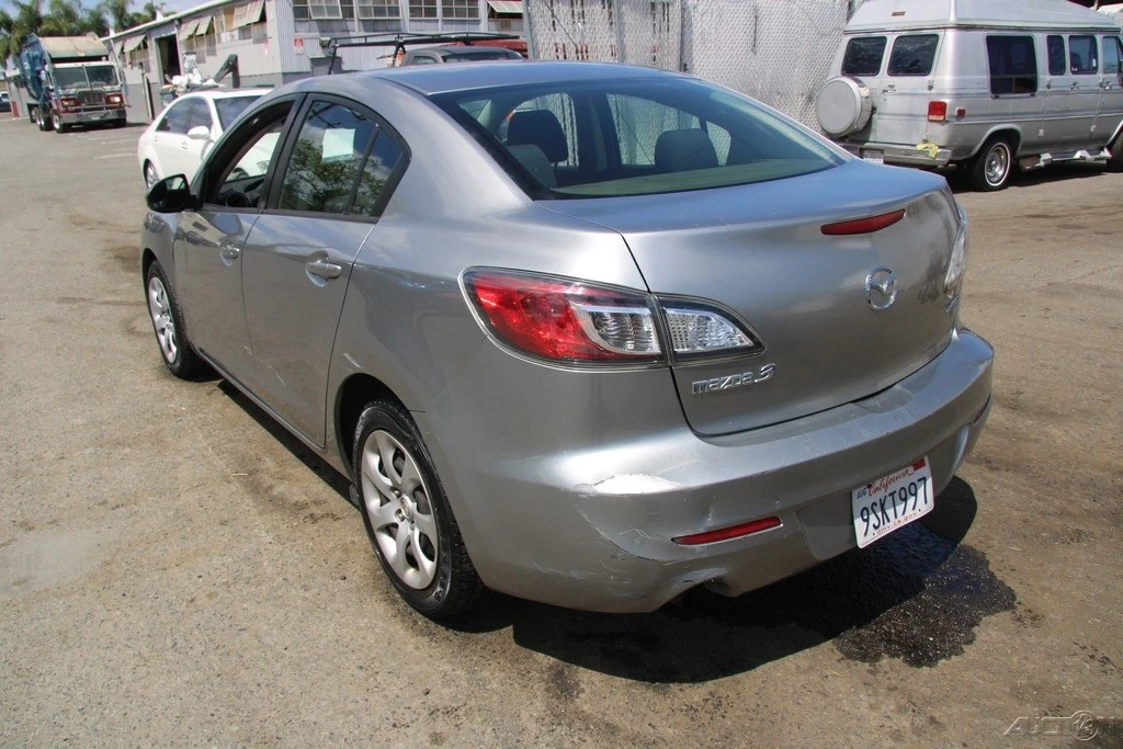 2013 Mazda Mazda 3 2nd Gen - Image 5 of 21