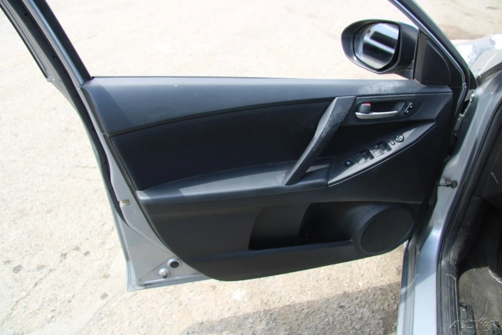2013 Mazda Mazda 3 2nd Gen - Image 13 of 21