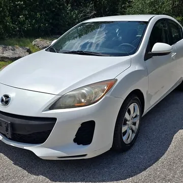 2013 Mazda Mazda3 i SV Sedan 4D