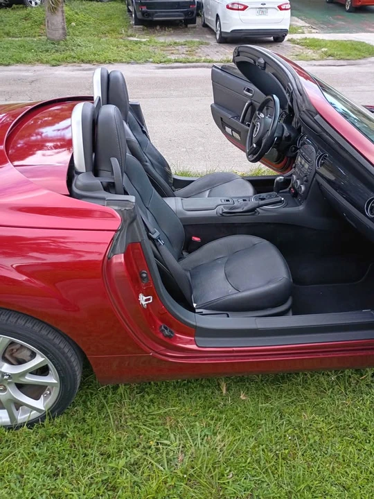 2013 Mazda NC MX-5 Miata - Image 16 of 19
