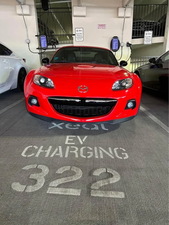 2013 Mazda NC MX-5 Miata - Image 2 of 6