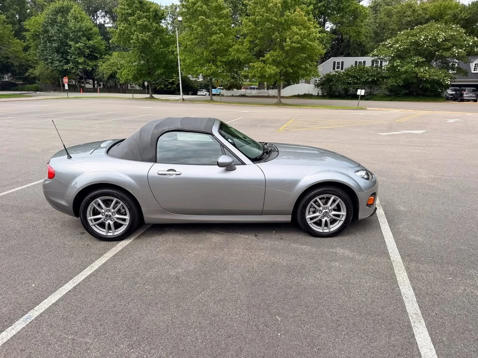2013 Mazda NC MX-5 Miata - Image 4 of 19