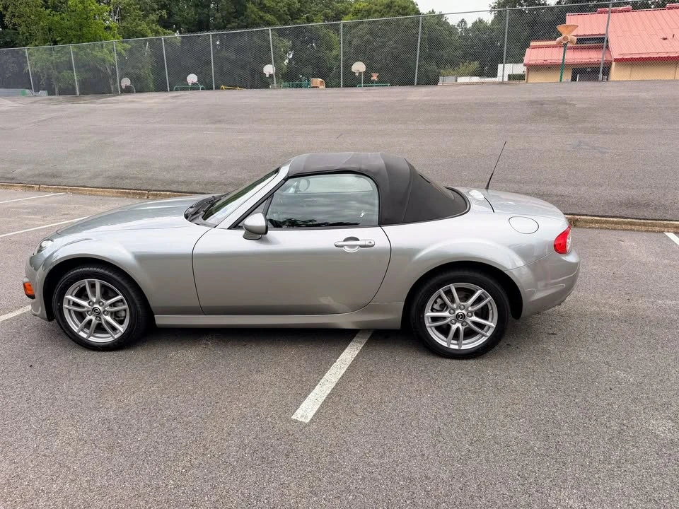 2013 Mazda NC MX-5 Miata - Image 8 of 19