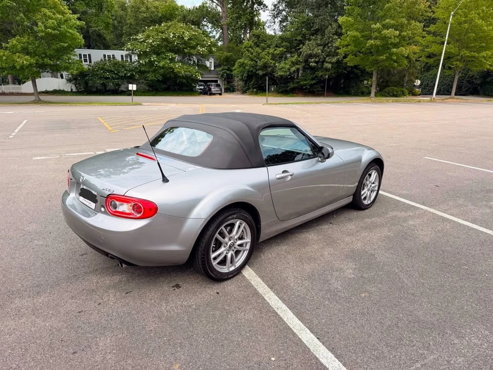 2013 Mazda NC MX-5 Miata - Image 5 of 19