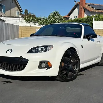 2013 Mazda MX-5 Miata Club PRHT
