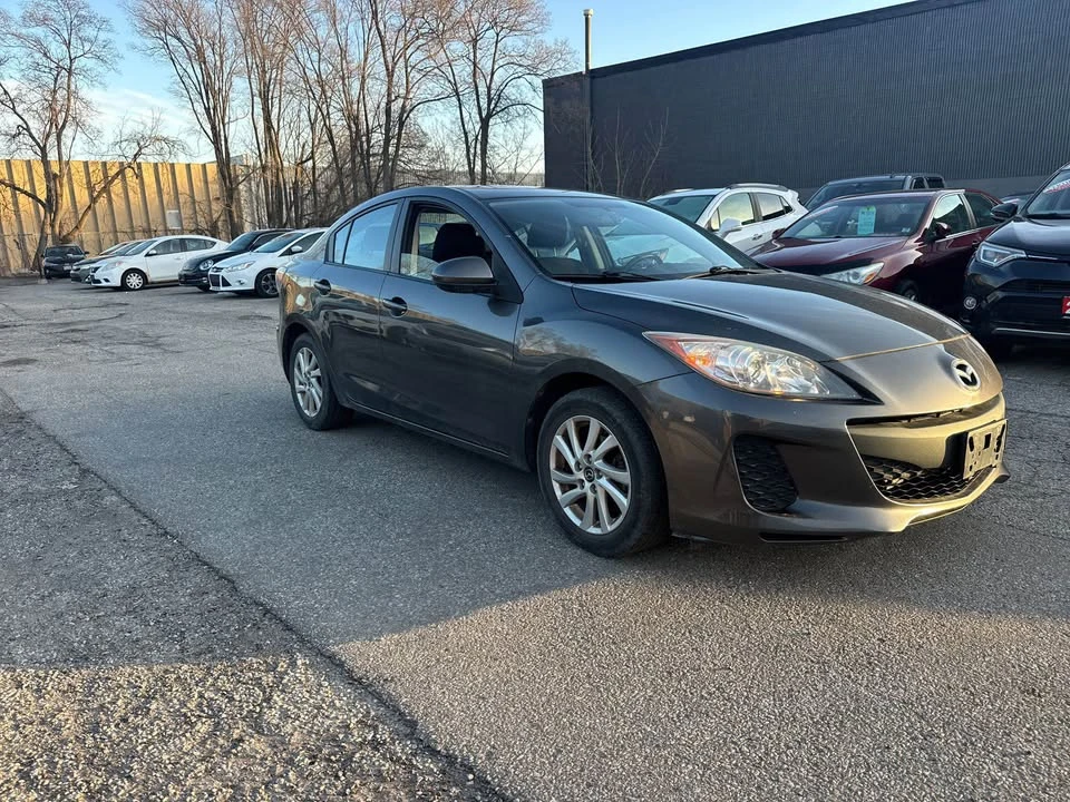 2013 Mazda Mazda 3 2nd Gen - Image 4 of 11