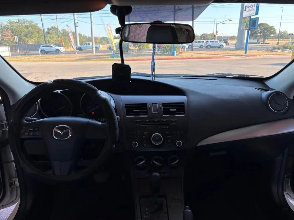 2013 Mazda Mazda 3 2nd Gen - Image 5 of 11