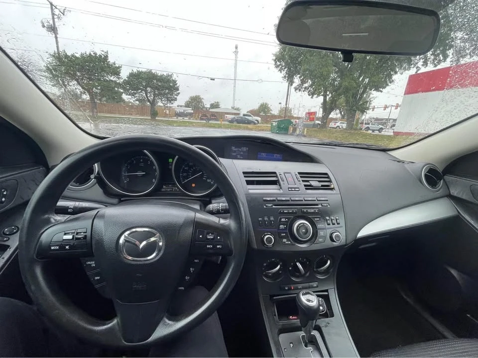 2013 Mazda Mazda 3 2nd Gen - Image 15 of 18