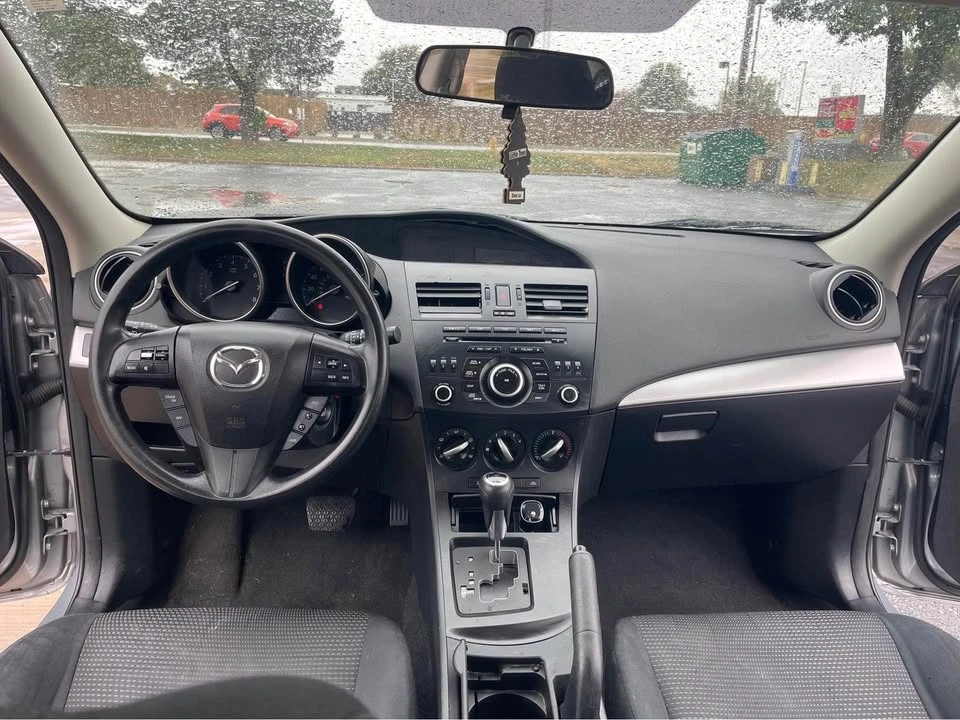 2013 Mazda Mazda 3 2nd Gen - Image 10 of 18