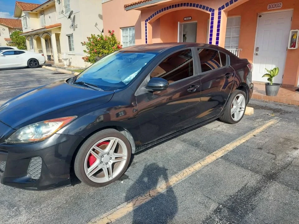 2013 Mazda Mazda 3 2nd Gen - Image 4 of 6