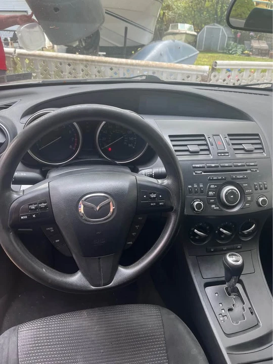 2013 Mazda Mazda 3 2nd Gen - Image 10 of 12