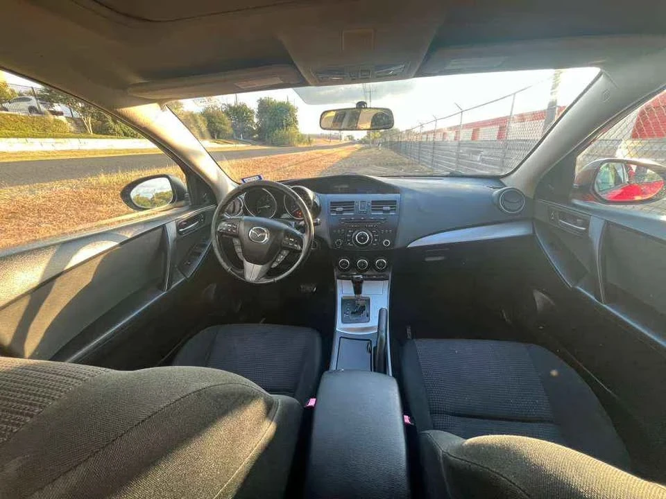 2013 Mazda Mazda 3 2nd Gen - Image 12 of 13