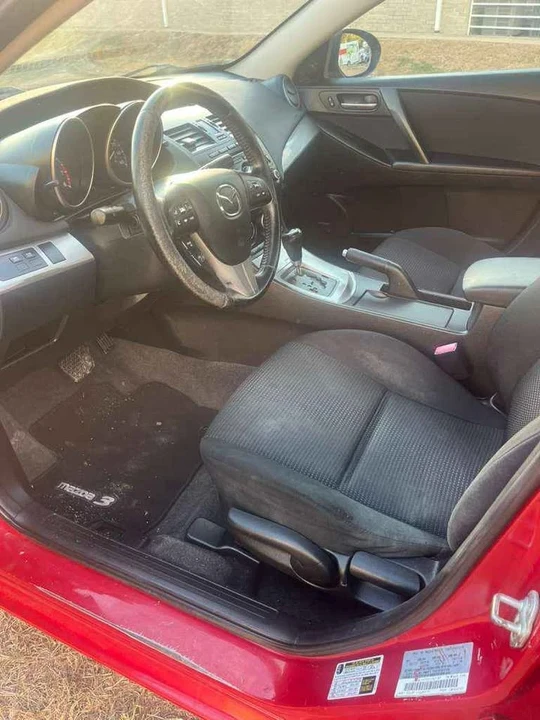 2013 Mazda Mazda 3 2nd Gen - Image 4 of 13