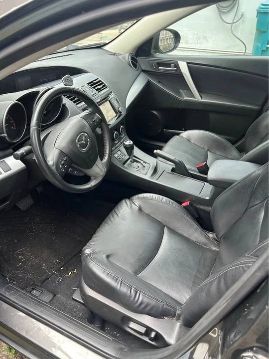 2013 Mazda Mazda 3 2nd Gen - Image 3 of 8