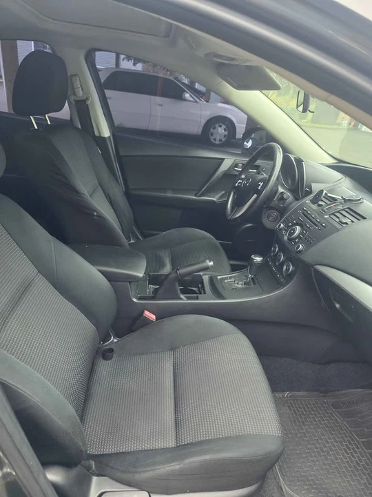 2013 Mazda Mazda 3 2nd Gen - Image 15 of 15