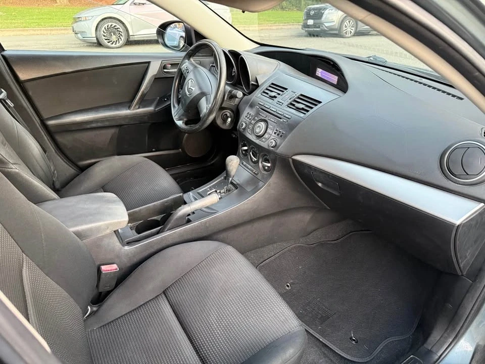2013 Mazda Mazda 3 2nd Gen - Image 14 of 17