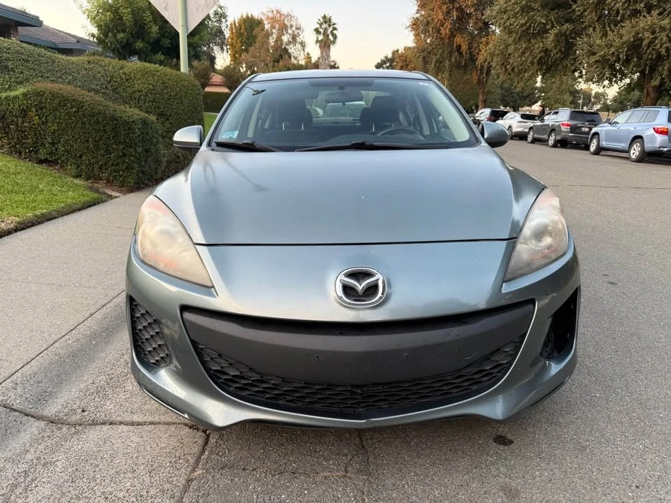 2013 Mazda Mazda 3 2nd Gen - Image 2 of 17