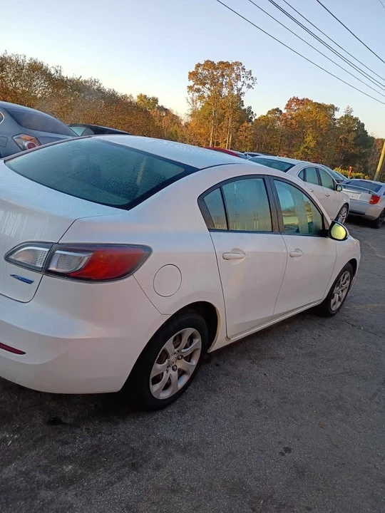 2013 Mazda Mazda 3 2nd Gen - Image 4 of 17