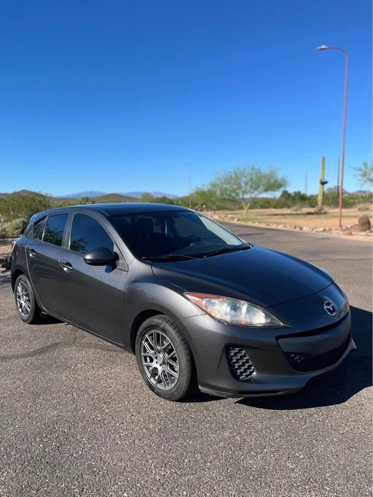 2013 Mazda Mazda 3 2nd Gen - Image 3 of 10