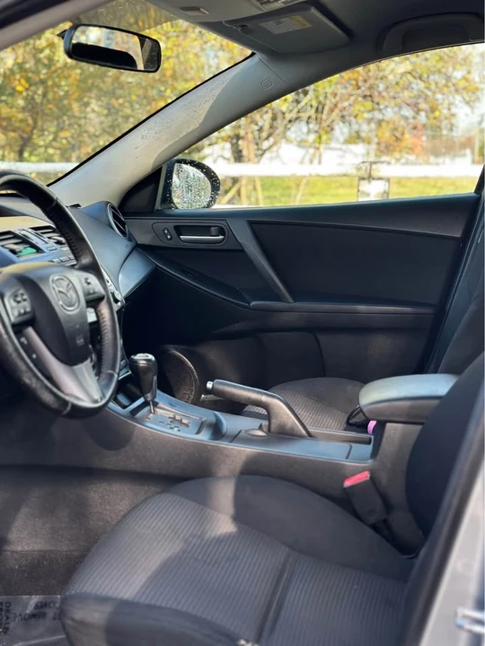 2013 Mazda Mazda 3 2nd Gen - Image 12 of 15