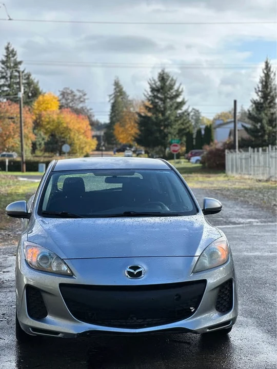2013 Mazda Mazda 3 2nd Gen - Image 8 of 15