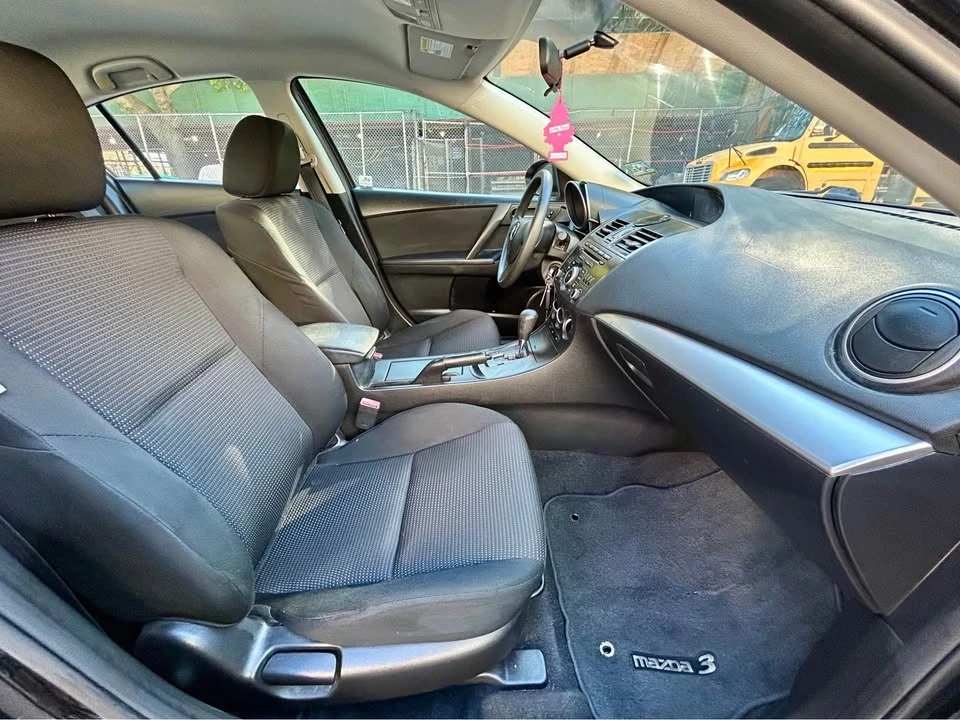 2013 Mazda Mazda 3 2nd Gen - Image 7 of 9