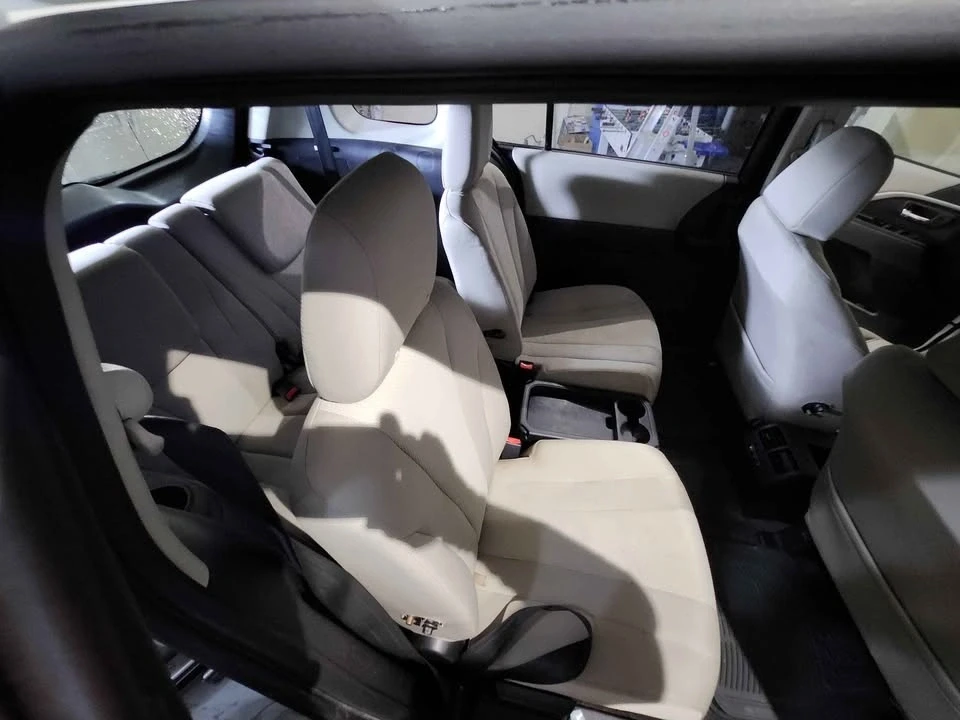 2013 Mazda Mazda 5 - Image 6 of 11