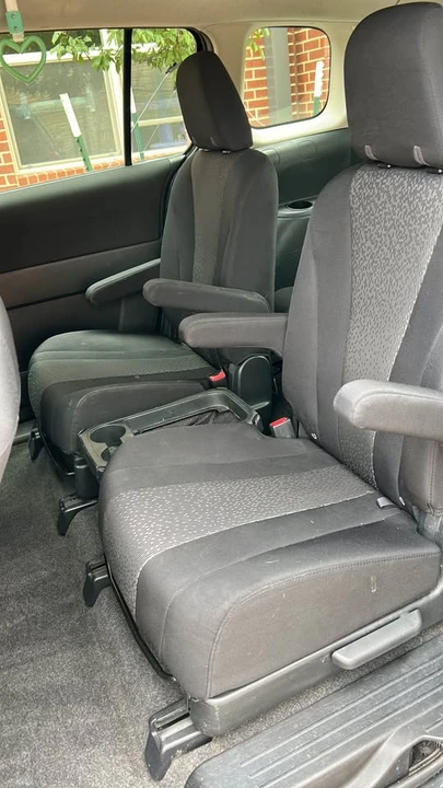 2013 Mazda Mazda 5 - Image 11 of 13