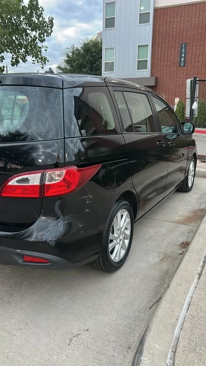 2013 Mazda Mazda 5 - Image 4 of 18