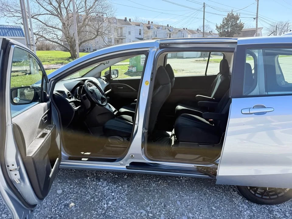 2013 Mazda Mazda 5 - Image 9 of 20