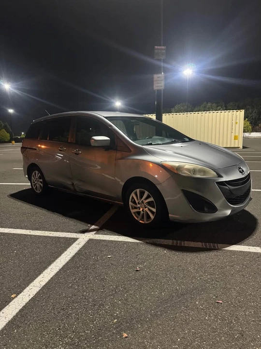 2013 Mazda Mazda 5 - Image 4 of 8