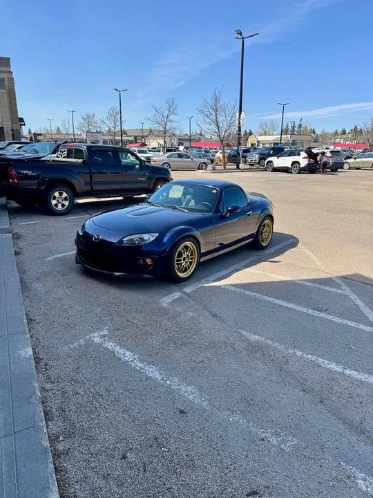 2013 Mazda NC MX-5 Miata - Image 2 of 19