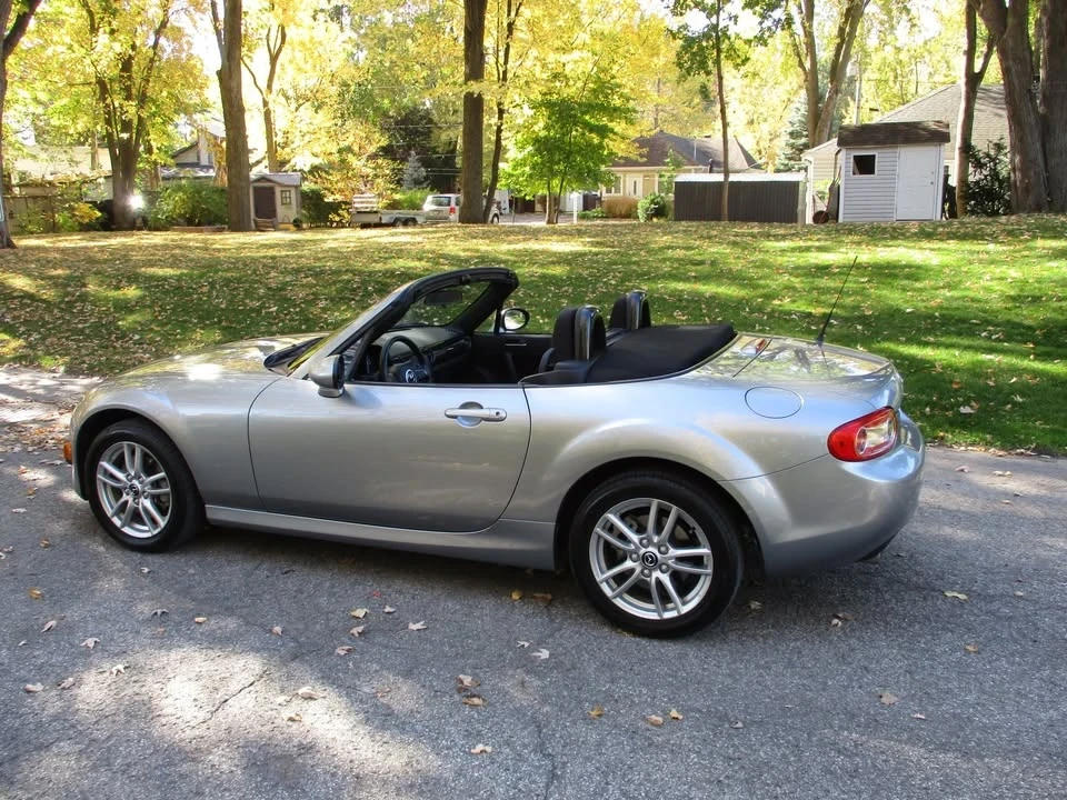 2013 Mazda NC MX-5 Miata - Image 2 of 19