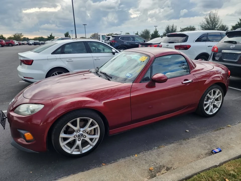 2013 Mazda NC MX-5 Miata - Image 2 of 2