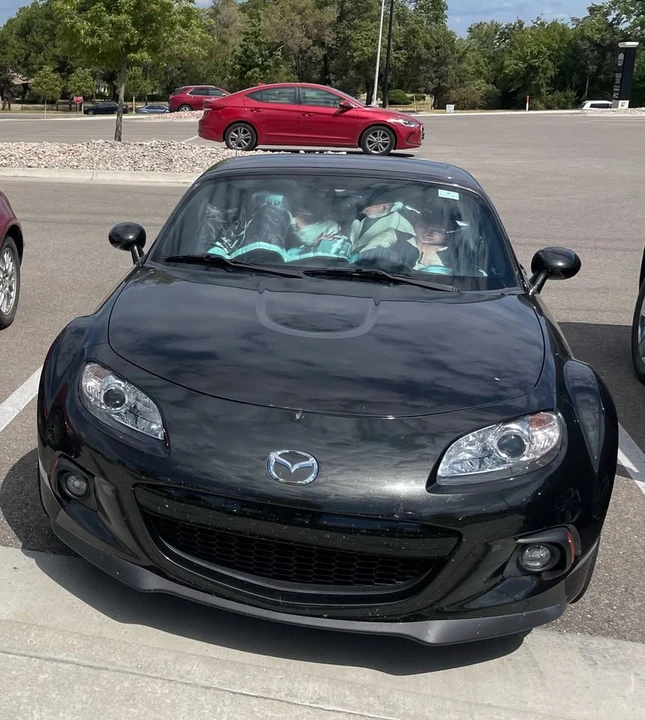 2013 Mazda NC MX-5 Miata - Image 3 of 4